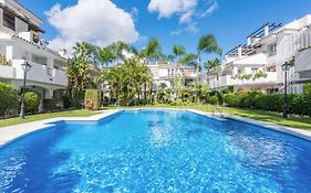 4 Bed House With Pool Walk To Puerto Banus Fast Internet