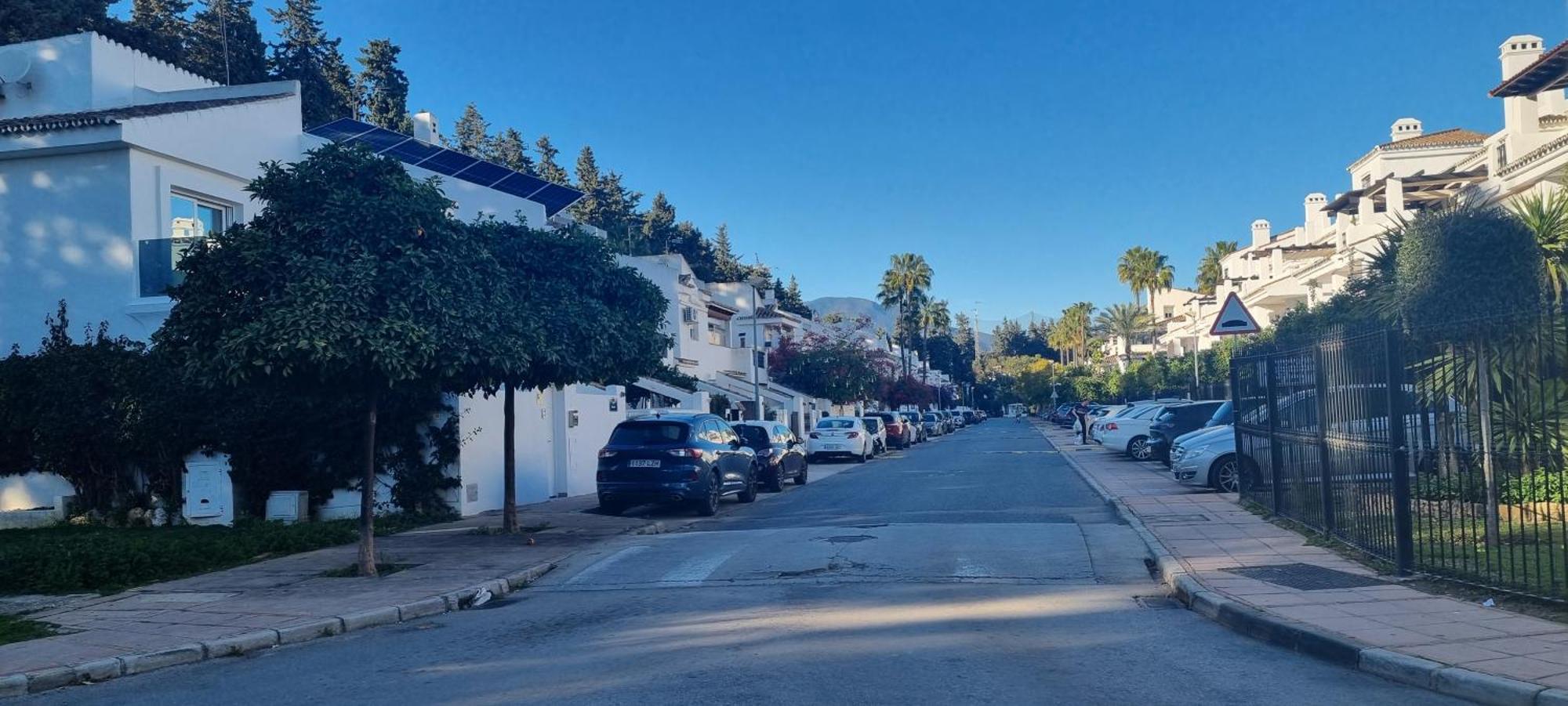 Villa 4 Bed House With Pool Walk To Puerto Banus Fast Internet Marbella Exterior foto
